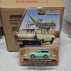 1965 Volkswagen Type 3 Squareback Limited Edition 1:64 Scale Die-cast Car